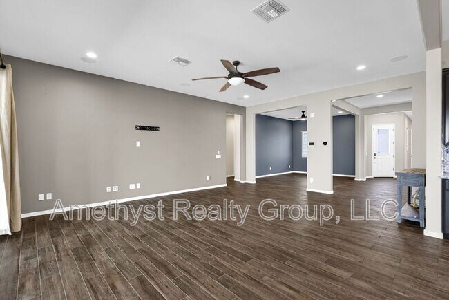 Building Photo - 5116 N 185th Ave