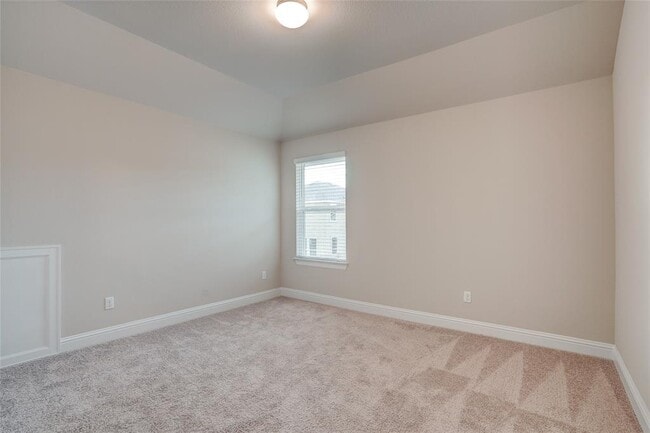 Building Photo - 135 Living Reef Dr