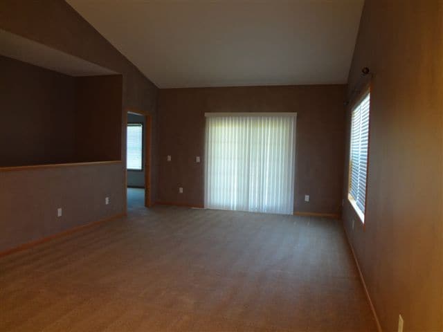 Building Photo - 11663 Spruce Dr