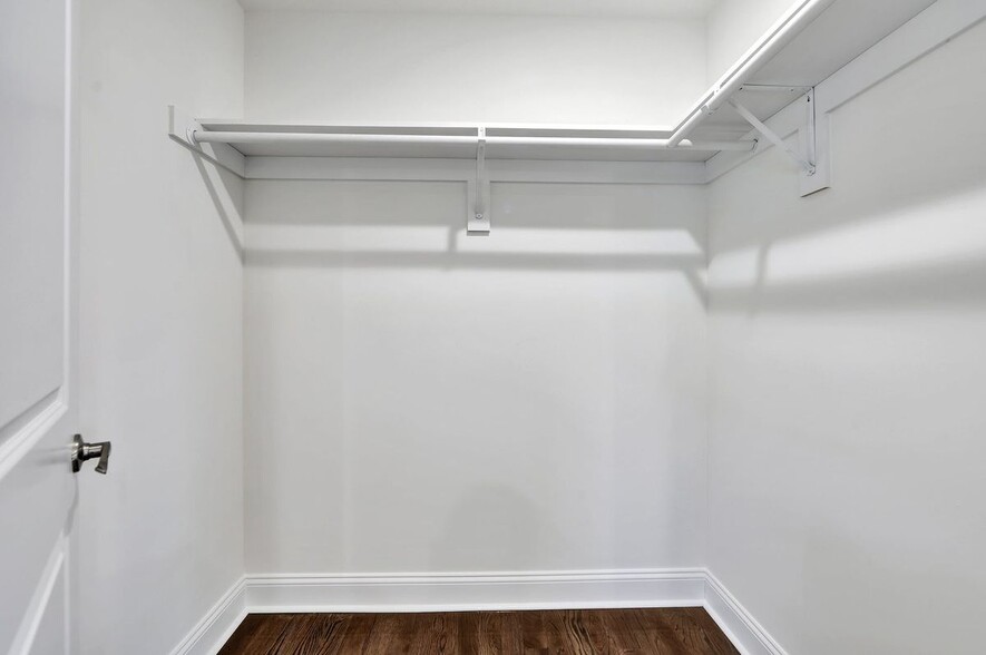 Building Photo - 126 N 15th St