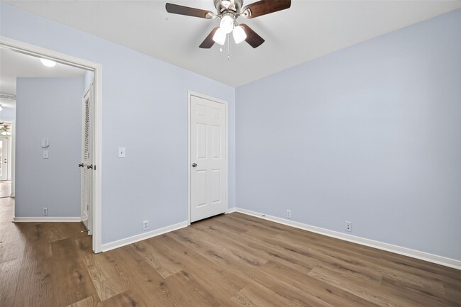 Building Photo - 510 Cypresswood Trce