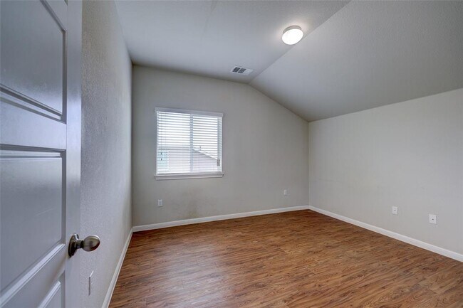 Building Photo - 126 Screech Owl Dr