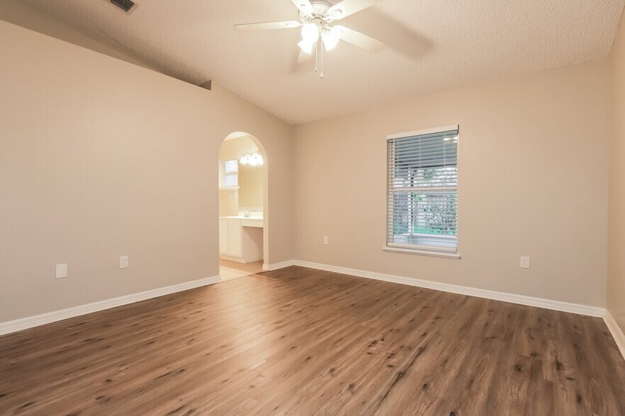Building Photo - 19239 Wood Sage Dr