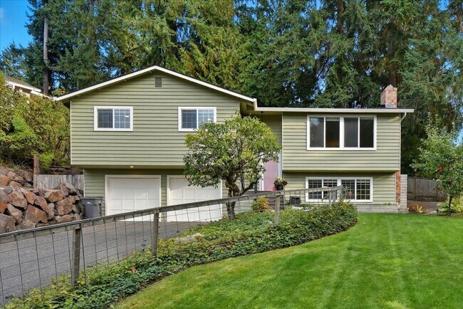 Primary Photo - 4bd/2.5ba Woodinville