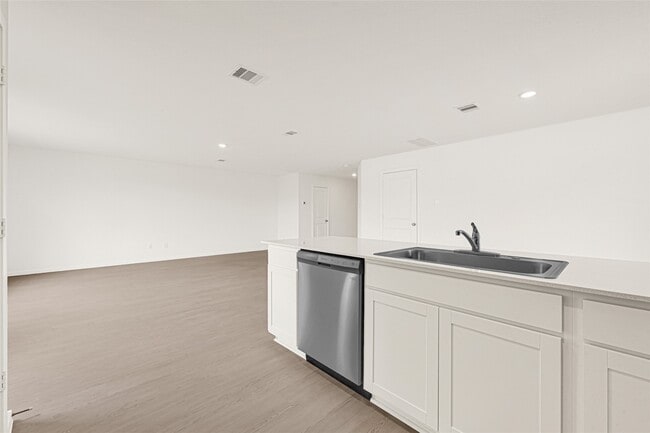 Building Photo - 21523 Willow River Canyon Ln