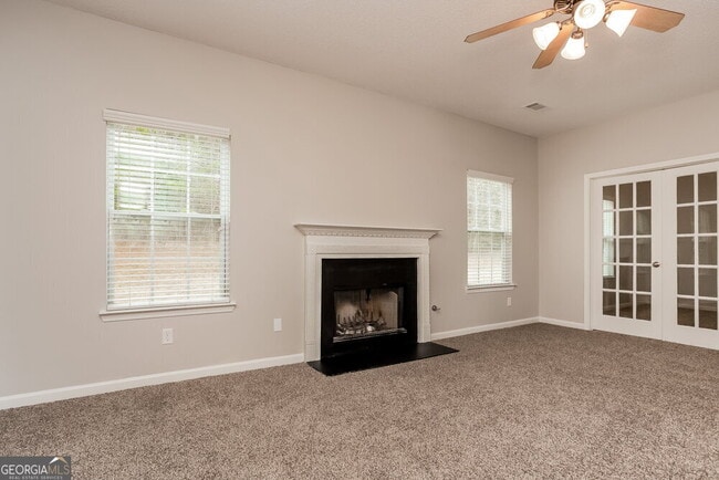 Building Photo - 570 Tuscan Cove