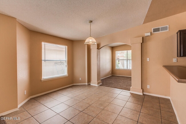 Building Photo - 14252 Spanish Point Dr