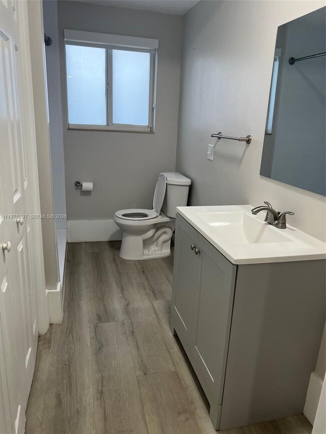 Building Photo - 1901 Johnson St