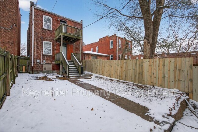 Building Photo - 3166 California Ave