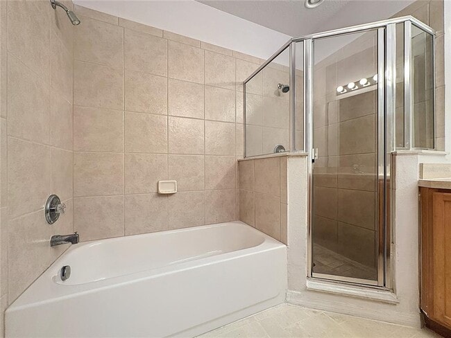 Building Photo - 4328 Paradise Cove Ct