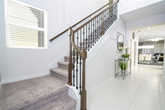 Building Photo - 15205 Shonan Gold Dr