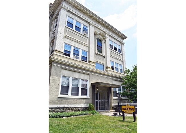 Building Photo - 3300 Jefferson Ave