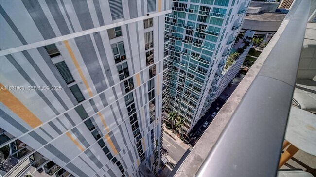 Building Photo - 55 SE 6th St