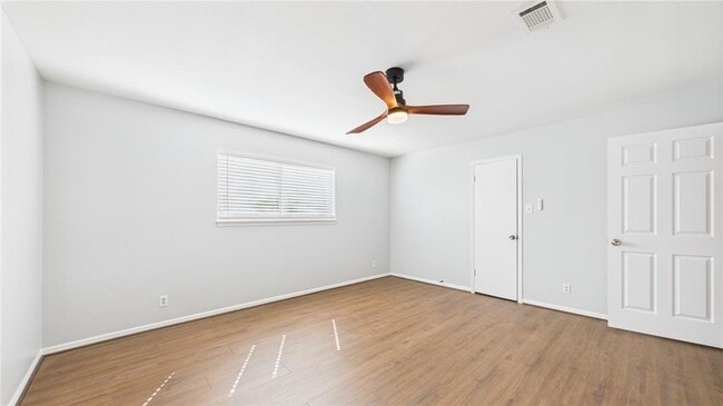 Building Photo - 1107 Verret Ln