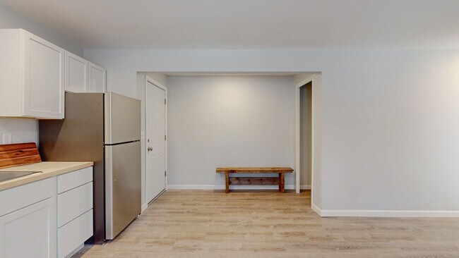 Building Photo - Nasson in the Pines