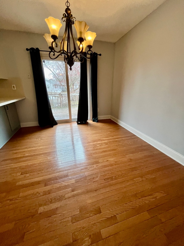 Building Photo - 1433 SW Highland Dr