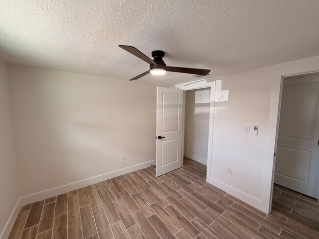 Building Photo - 1218 E 138th Ave
