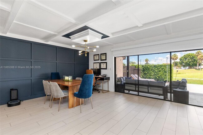 Building Photo - 7225 Coldstream Dr