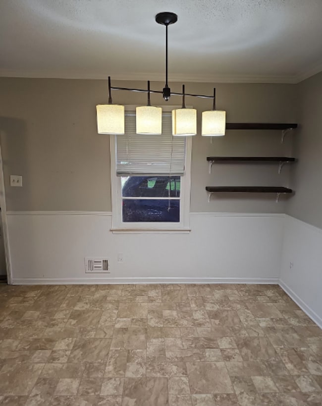 Building Photo - Perfect Peachtree City Location, 3 Bedroom...