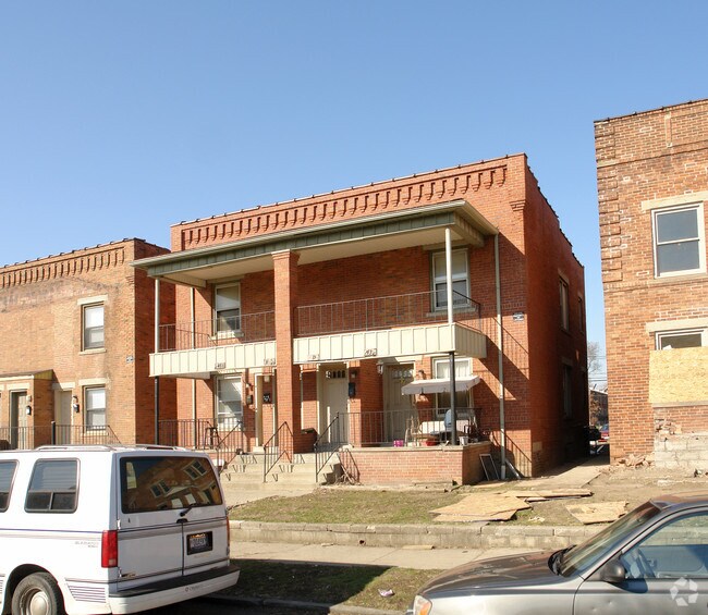 Building Photo - 1441-1445 N 5th St