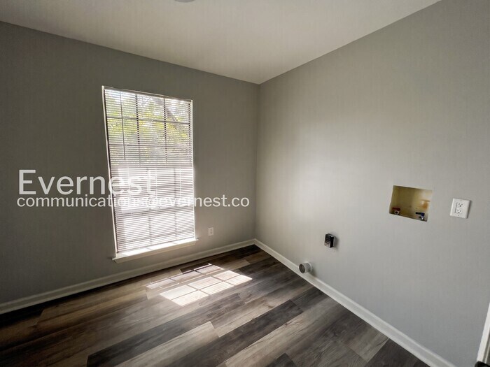 Building Photo - 5328 Balboa Ave