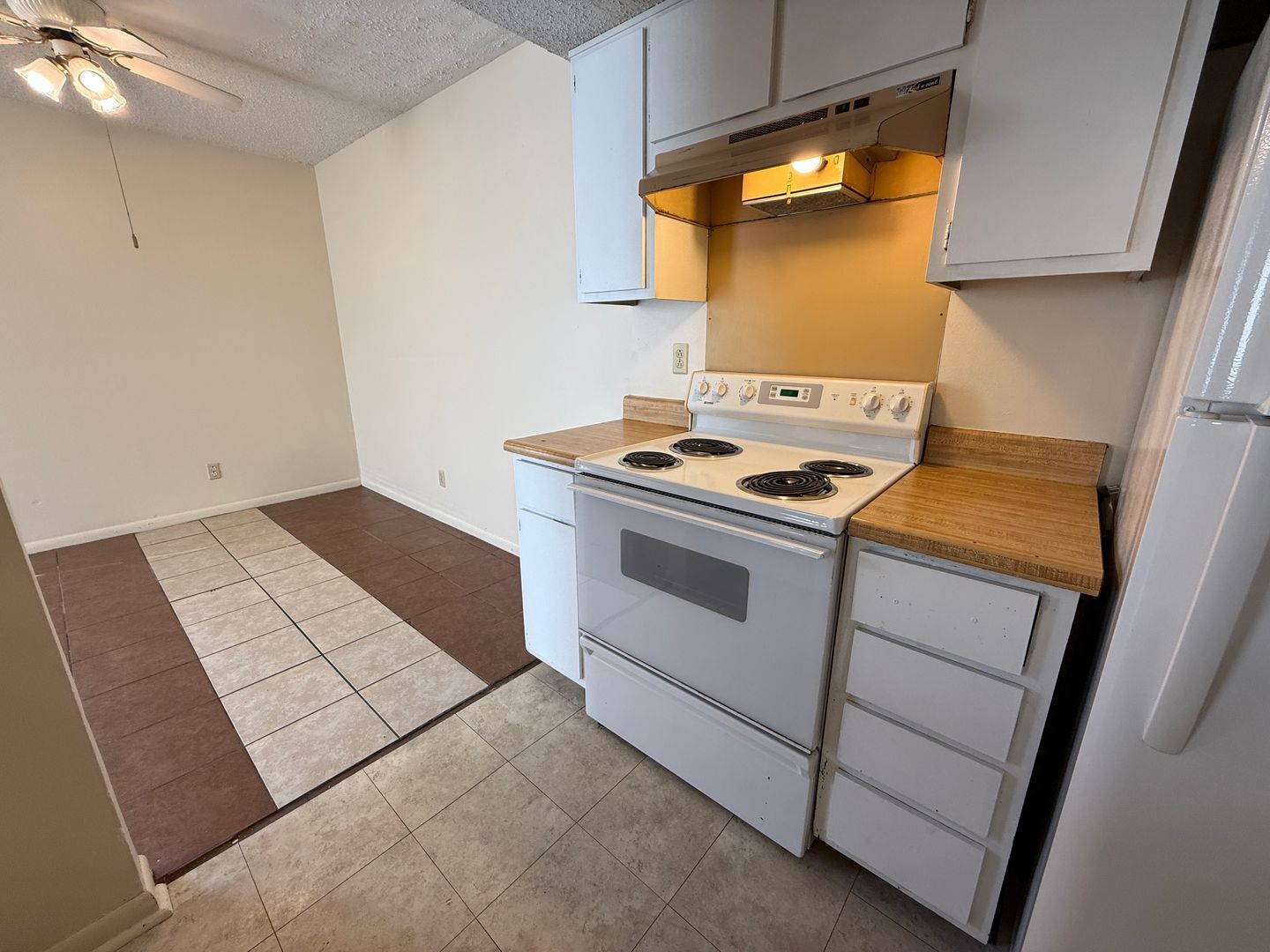 Building Photo - 4504 Chase Cir