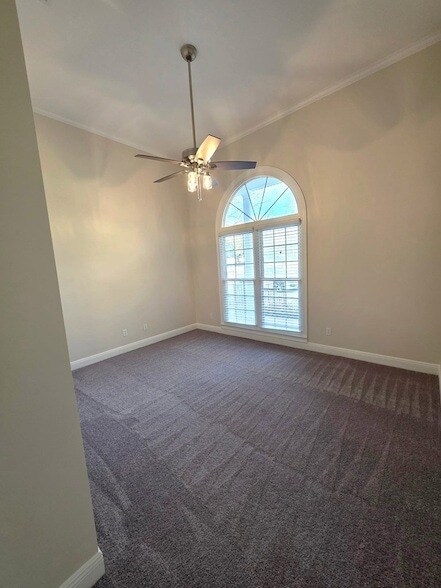 Building Photo - 107 Edinburgh Way