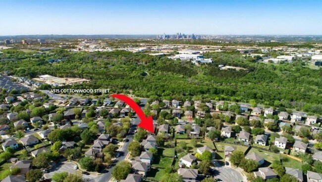 Building Photo - 4515 Cottonwood St