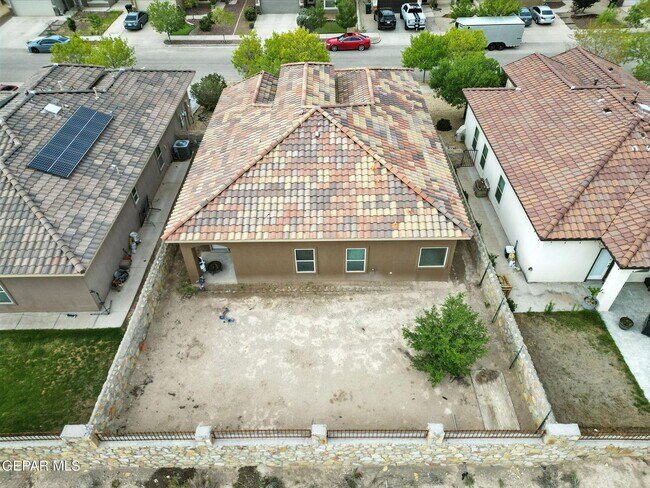 Building Photo - 13183 Wesleyan