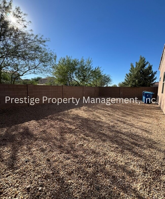 Building Photo - 3/2 Spacious Vail Home, Must See!