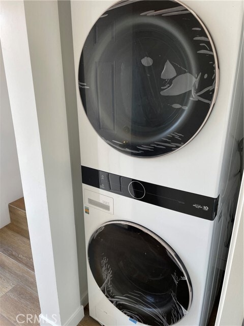 Building Photo - 24308 Victory Blvd