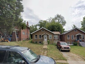 Building Photo - 3738 Sylvan Pl