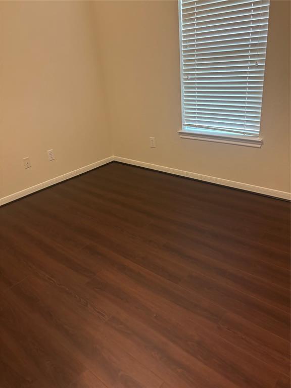 Building Photo - 4323 Country Oaks Ct
