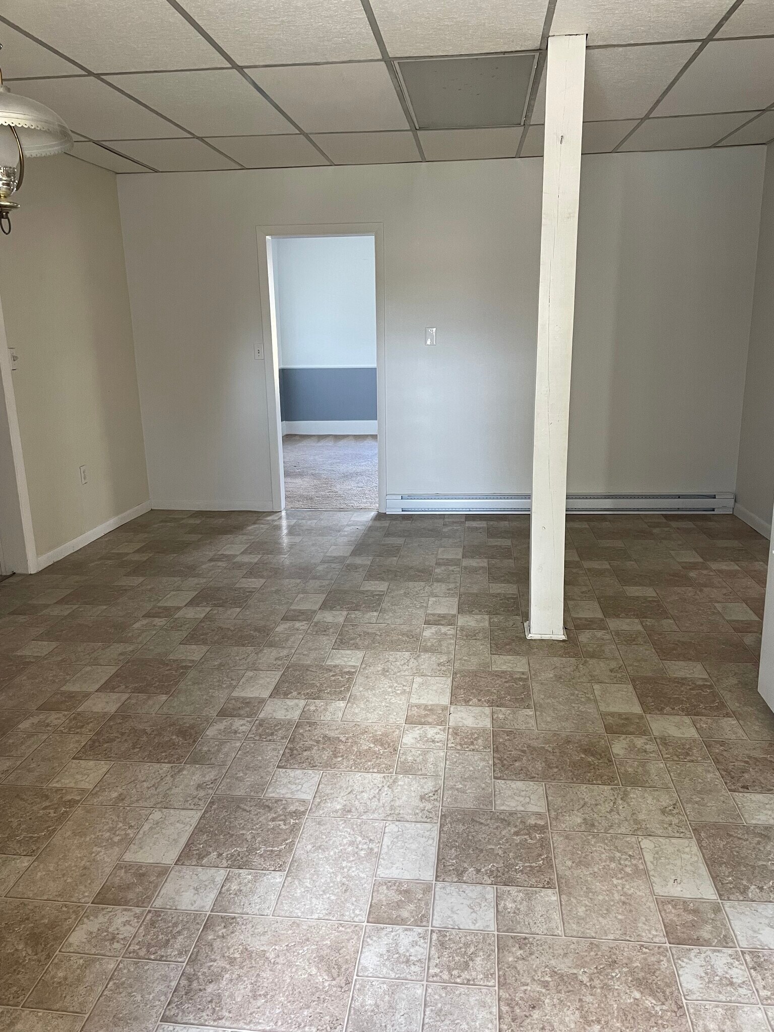 Building Photo - 1 S Terrace Dr