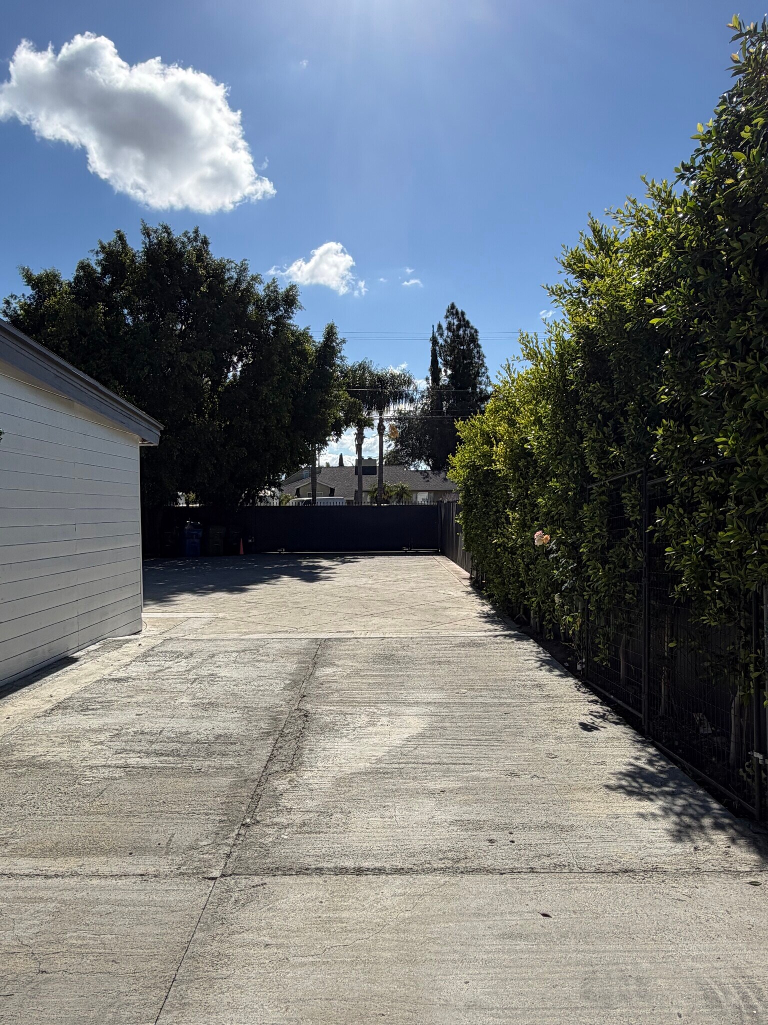 Building Photo - 8561 Orion Ave