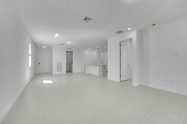 Building Photo - 3462 Cedar Grv Dr