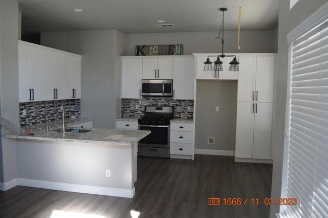 Building Photo - 732 Dwight Way