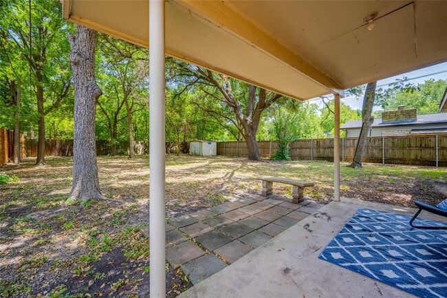 Building Photo - 7709 Woodrow Ave