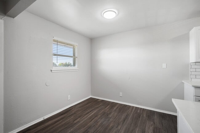 Building Photo - Legacy Terrace Apartments