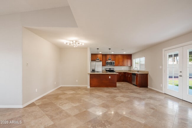 Building Photo - 4916 E Pershing Ave