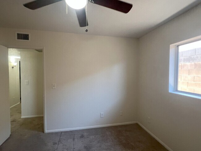 Building Photo - Three Bedroom, Three Bath Home with Open F...