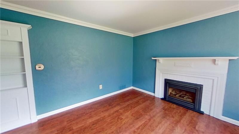 Building Photo - 1001 Fairview Dr