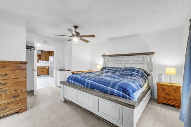 Building Photo - Warm & Welcoming 2 Bed, 2 Bath Home with Solar Panels and Spacious Yard