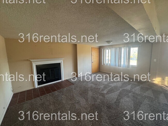 Building Photo - 110 Cherry Hills Ct