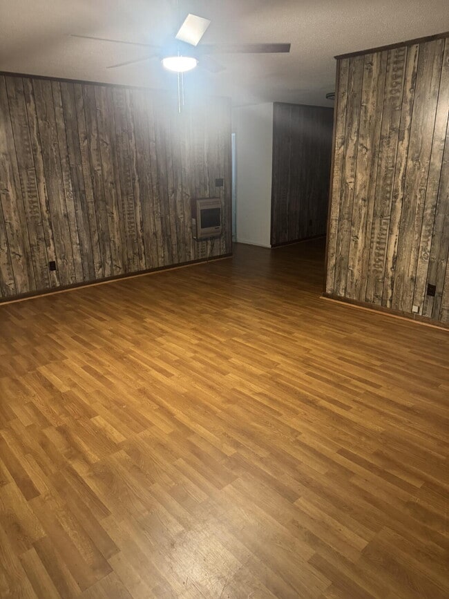Building Photo - "Charming 3-Bedroom Home with 2 Full Baths in Rainsville – 1,410 Sq. Ft. of Cozy Comfort!"