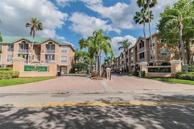 Building Photo - 4304 Bay Club Cir