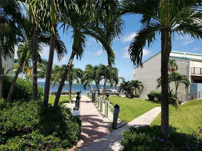 Building Photo - 87200 Overseas Hwy