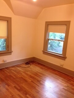 Building Photo - Terrific College Avenue 3 bed/2 bath house - 3 blocks from The Hill