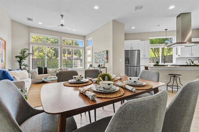 Building Photo - 5609 Tura Ln