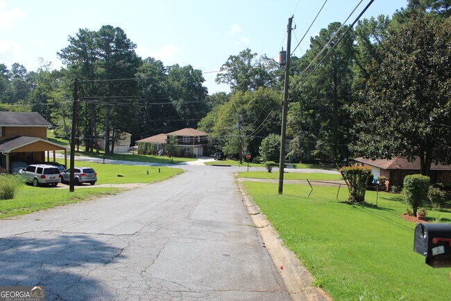 Building Photo - 1179 Old Coach Rd